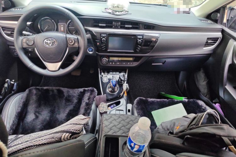 Used Toyota Levin 2016 Dual-Engine 1.8H V E-CVT Luxury Edition