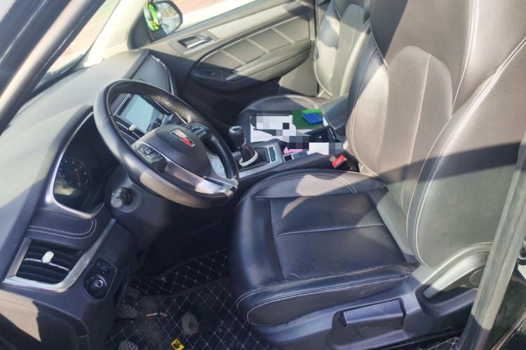 Used Roewe RX5 2016 20T Two-Wheel Drive Manual Flagship Edition
