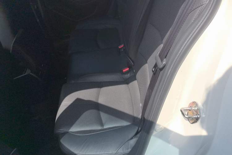 Used Mazda 3 Axela 2019 Cloud-Controlled Version Sedan 2.0L Automatic Luxury Trim China VI Standard