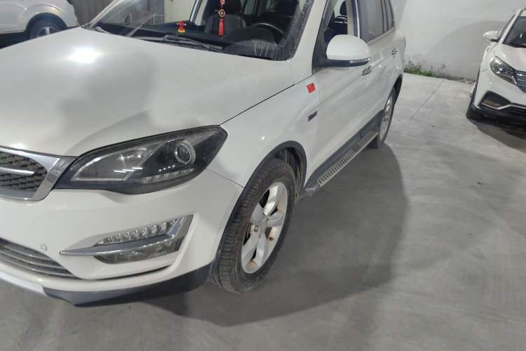 Used Zotye Domy X5 2015 1.5T Manual Luxury Model China V Standard