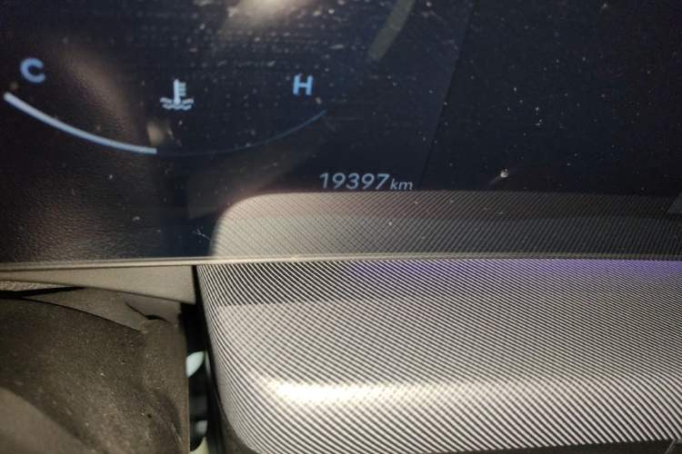 Used Hyundai Sonata 2024 1.5T Pro Odometer Close Up