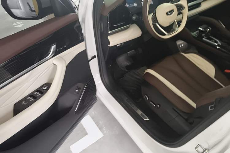 Used Geely Auto Monjaro L 2021 2.0TD DCT EVO Two-Wheel Drive Prestige Version