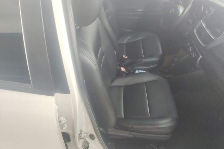 Used Toyota YARiS L Zhi Xuan 2020 X-Trail X 1.5L CVT Leading Edition
