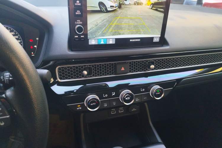 Used Honda Civic 2023 240TURBO CVT Dynamic Edition
