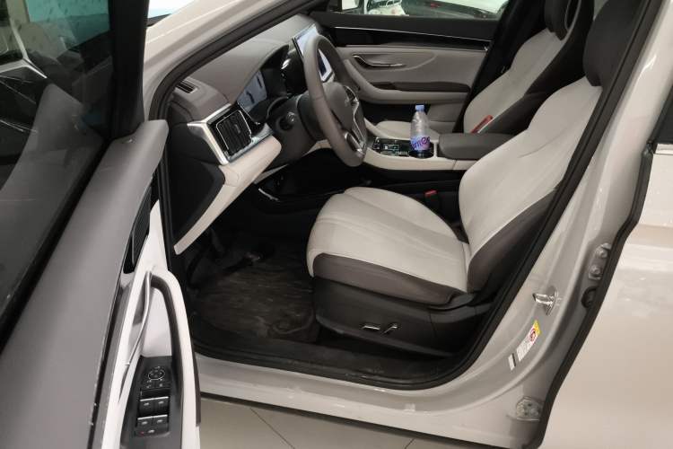 Used BYD Song PLUS New Energy 2025 DM-i 112KM Prestige Model