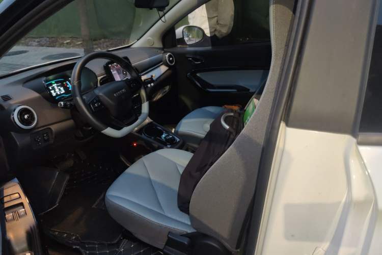 Used Chery QQ Little Ant 2022 Sweet Pink Edition Half-Sugar Version 3-Cell Lithium 30kW 301km