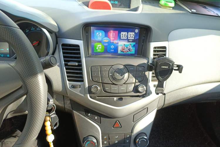 Used Chevrolet Cruze 2013 1.8L SE AT
