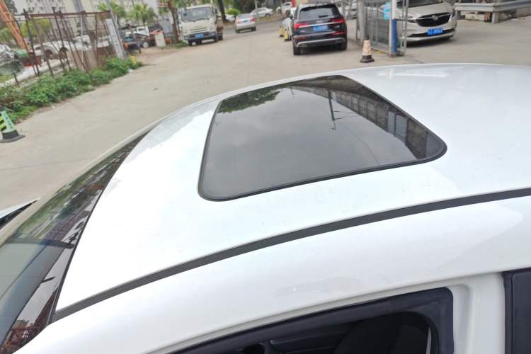 Used Hyundai Elantra (6th Generation / Lingdong) 2018 1.4T Dual-Clutch Xuan Dong · Dynamic Edition Roof