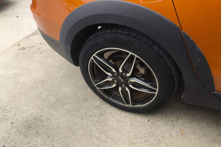 Used Qoros 3 2017 GT 1.6T Manual Enjoyment Model
