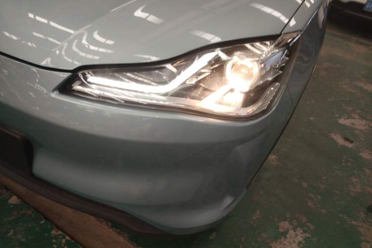 Used NETA V 2022 Long-Range Industry Custom Edition Left Front Headlight