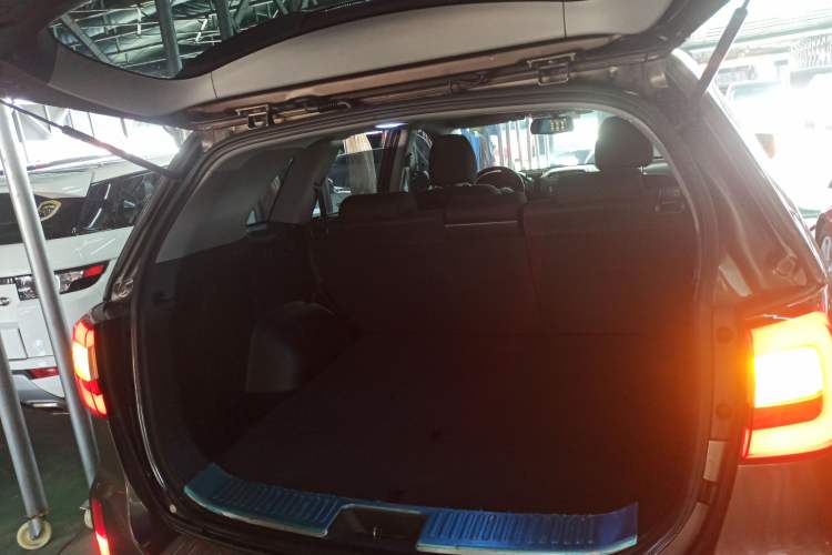 Used Kia Sorento 2013 2.2T 5-Seater Diesel Comfort Edition
