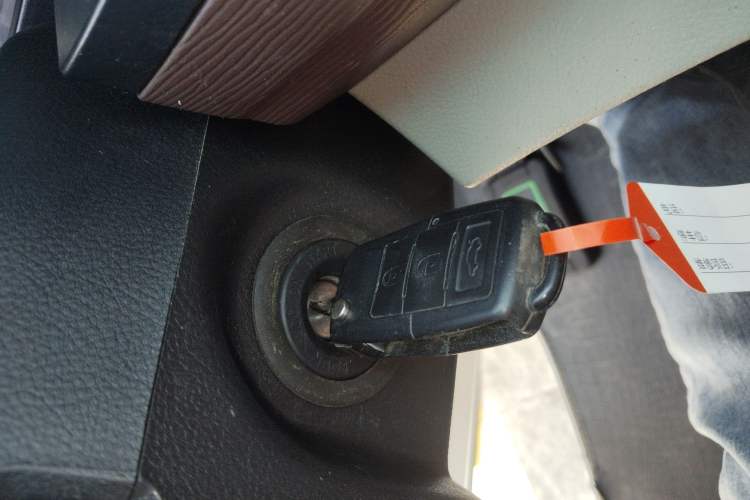 Used FORTHING Lingzhi 2018 M5L 2.0L 7-Seater Comfort Model
