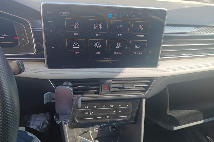 Used Volkswagen Tiguan L 2023 330TSI Automatic Two-Wheel Drive R-Line Enjoyment Edition