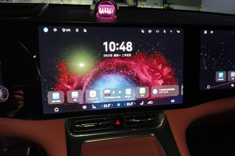 Used Hima AITO M8 2025 Extended-Range Max+ Version 53.4 kWh 6-Seater Edition