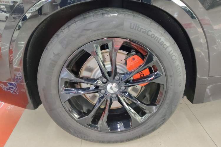 Used Nio ES8 2023 75 kWh Right Rear Wheel Hub