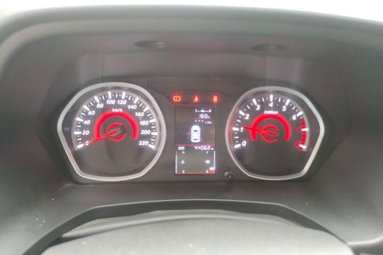 Used Soueast DX3 2019 1.5L Manual Luxury Model China VI Standard