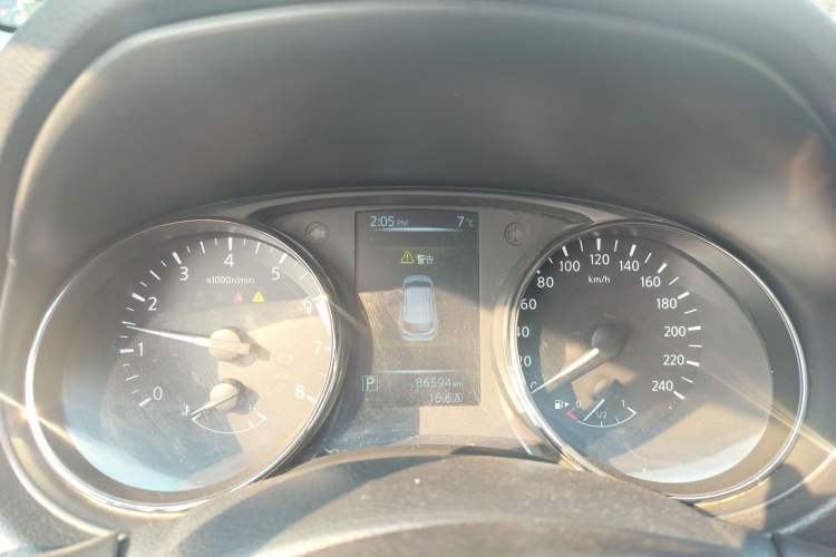 Used Nissan Qashqai 2016 2.0L CVT Luxury Edition
