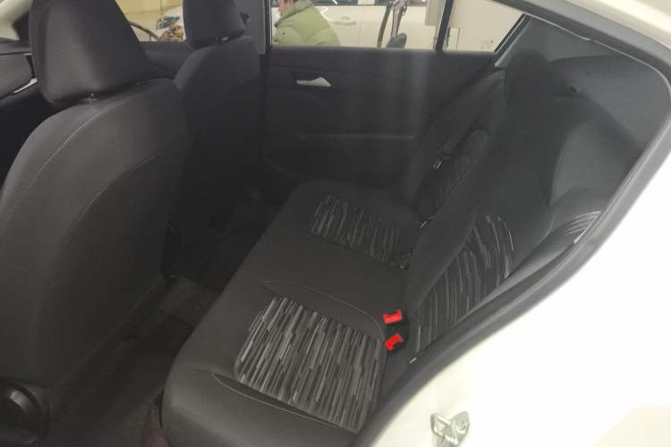 Used Chevrolet Cavalier 2018 320 Automatic Enjoyment Sunroof Edition