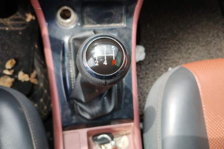 Used BYD F3 2018 1.5L Manual Classic Model Gear Lever