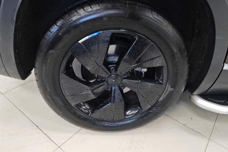 Used Volkswagen Tayron 2020 280TSI Two-Wheel Drive Luxury Connect Edition
