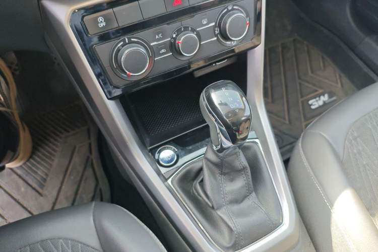 Used Volkswagen T-Cross 2021 1.5L Automatic Comfort Edition Gear Lever