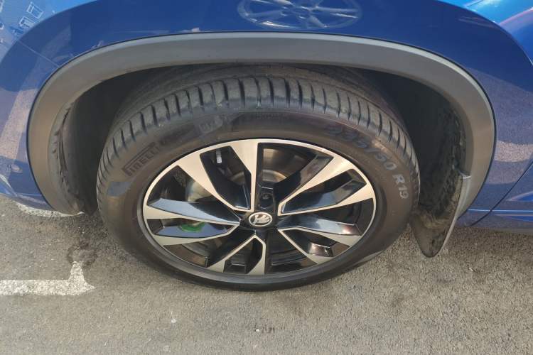 Used Skoda Kodiaq 2022 TSI330 7-Seater Two-Wheel-Drive Luxury Edition