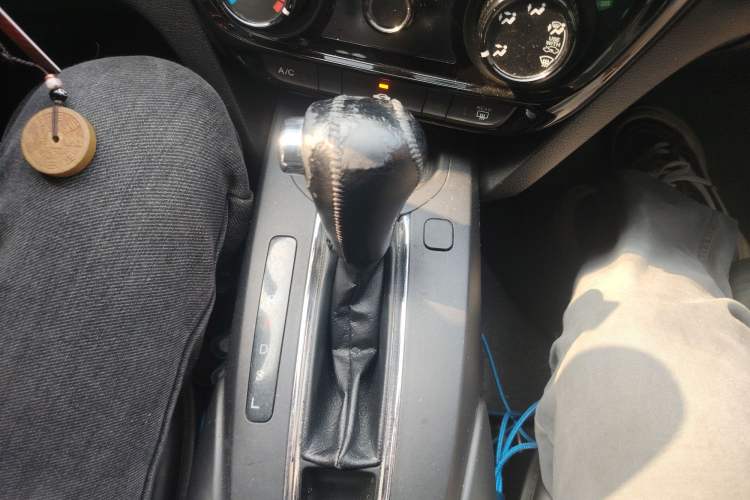 Used Honda XR-V 2015 1.5L LXi CVT Classic Edition