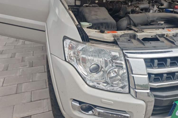 Used Mitsubishi Pajero 2016 3.0L Automatic Prestige Version China V Standard