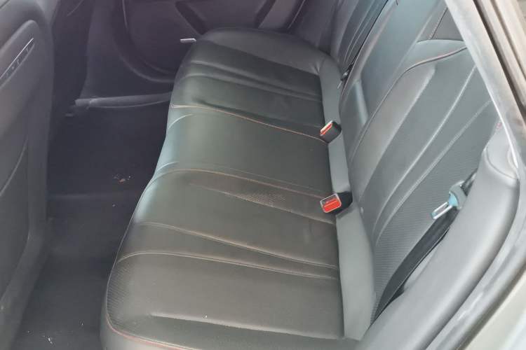 Used XPeng P7 2020 670N Left Rear Seat