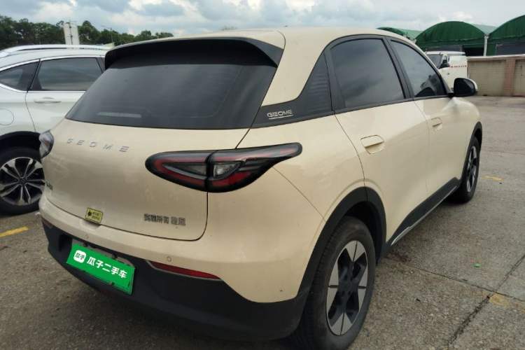 Used Geely Galaxy Geome 2025 410 km Free Version Rear Right 45 Deg