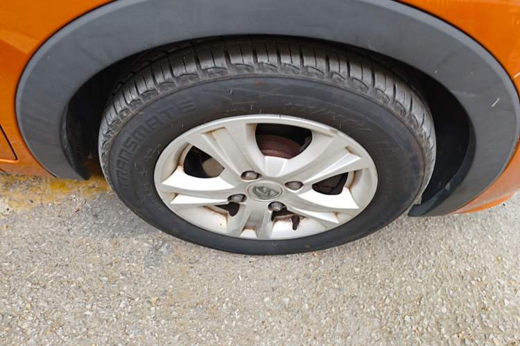 Used Baojun 310 2017 1.5L Manual Fashion Model
