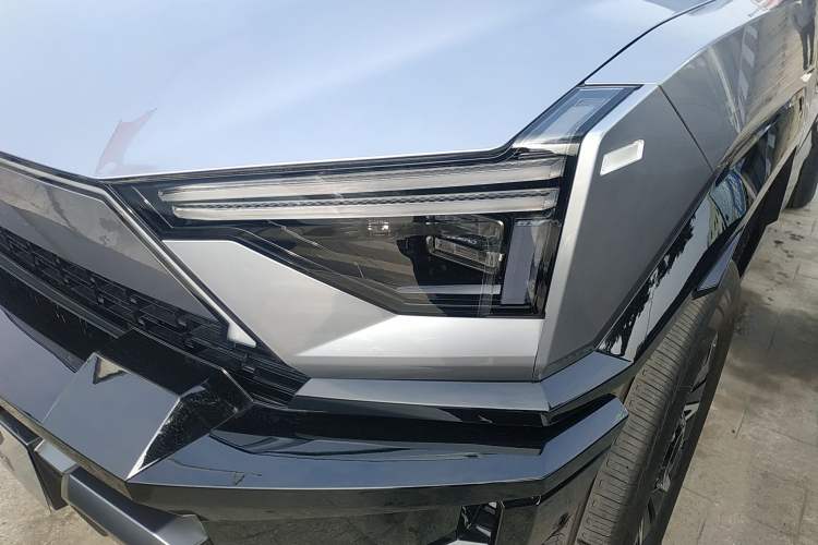 Used Brave warrior M817 2025 Model, Pro