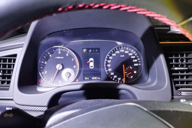 Used Hyundai Elantra (6th Generation / Lingdong) 2018 1.4T Dual-Clutch Xuan Dong · Dynamic Edition
