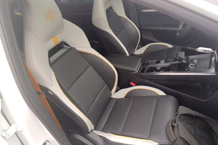 Used MG 5 Scorpio 2022 1.5T Trophy Sport Luxurious Edition