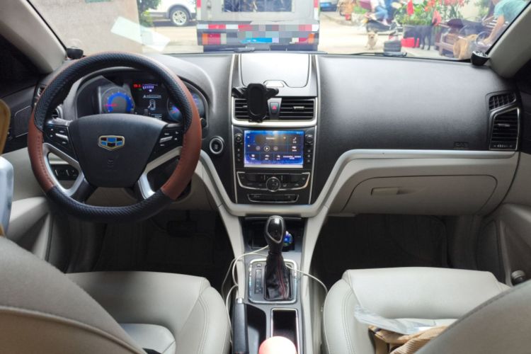 Used Geely Auto Emgrand 2016 Sedan 1.5L CVT Luxury Model