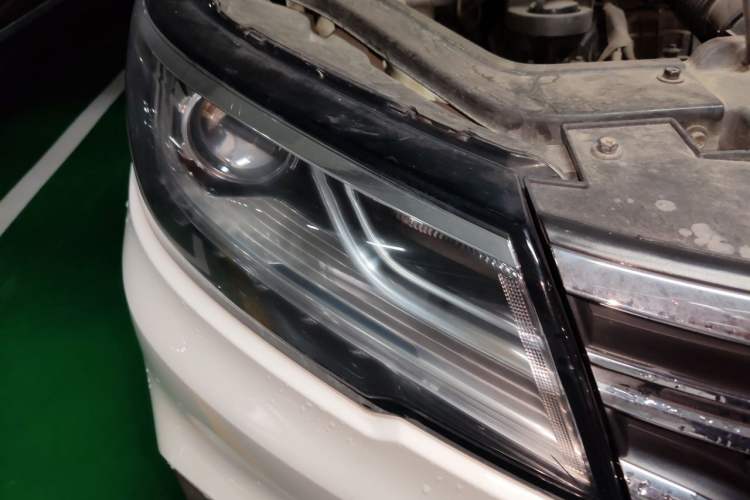 Used Roewe RX3 2020 1.6L CVT 4G Connected Ultra-Fun Elite Edition