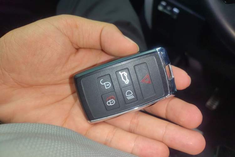 Used Land Rover Defender 2023 90 3.0T P400 XS
