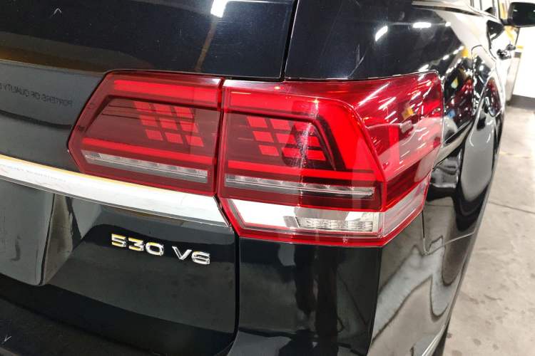 Used Volkswagen Teramont 2020 Revised Version 530 V6 Four-Wheel Drive Luxury Edition Exterior 3