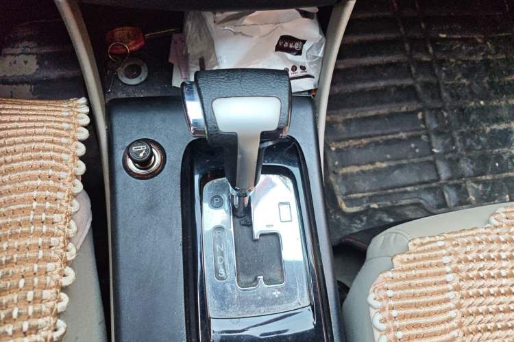 Used Bestune B50 2013 1.6L automatic luxury version