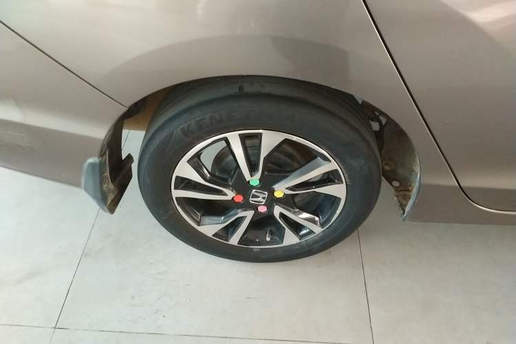 Used Honda Greiz 2016 1.5L CVT Classic Edition