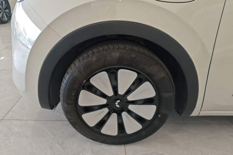 Used Wuling Bingo 2024 333 km Enjoyment Version