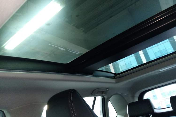 Used Toyota Wildlander 2023 Dual-Motor 2.5L E-CVT Four-Wheel Drive Prestige Edition
