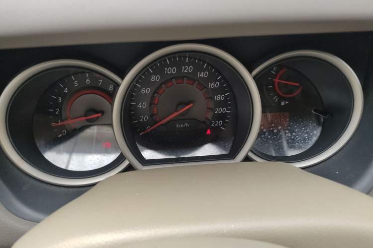 Used Nissan Sylphy 2012 Classic 1.6XE Automatic Comfort Edition Instrument Cluster