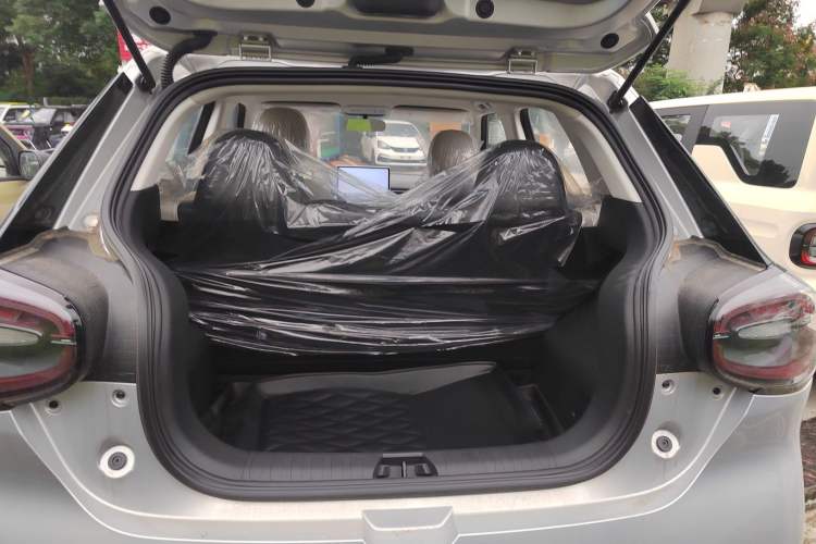 Used Dongfeng NAMMI 01 2024 New Edition 330 Plus Smart+
