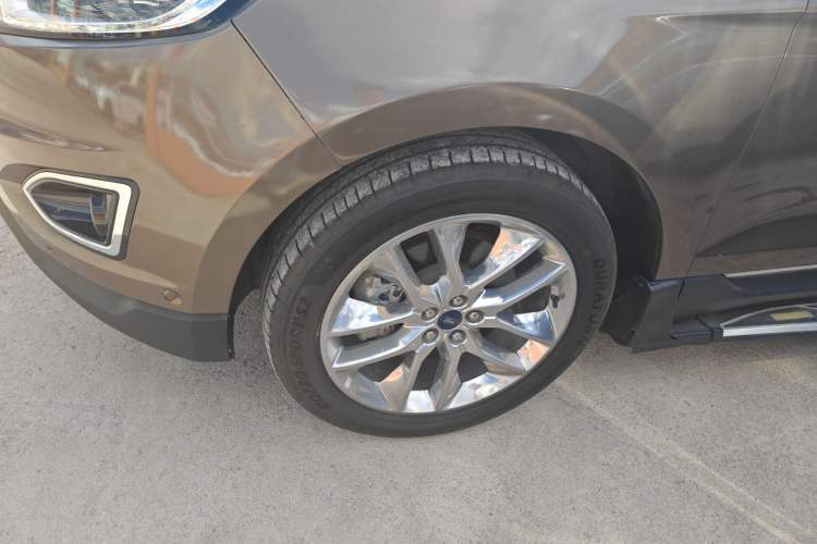 Used Ford Edge 2017 EcoBoost 245 Four-Wheel Drive Sporty 7-Seater Left Front Wheel Hub