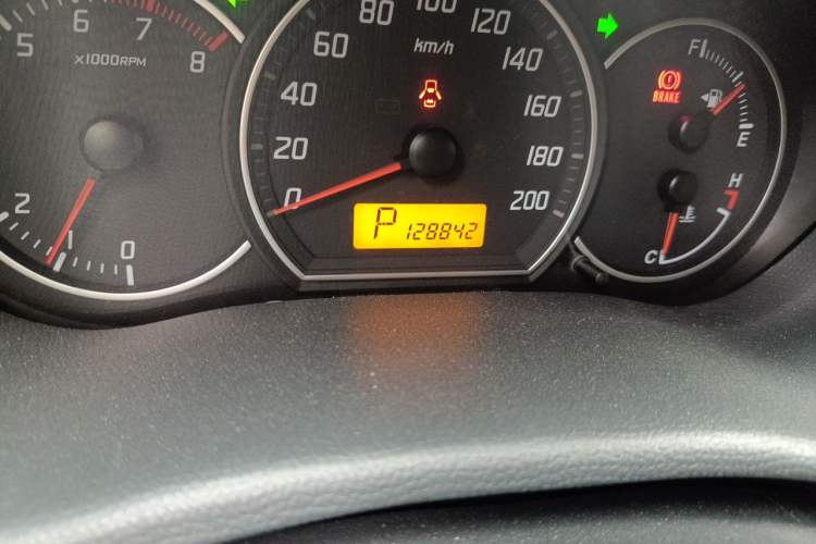 Used Suzuki Swift 2013 1.5L Automatic Standard Edition
