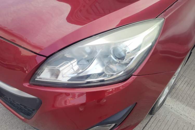 Used Changan Alsvin V5 2012 1.5L Manual Sport Version China IV Standard
