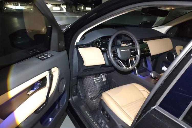 Used Land Rover Discovery Sport 2024 Performance Tech Edition Driver Seat