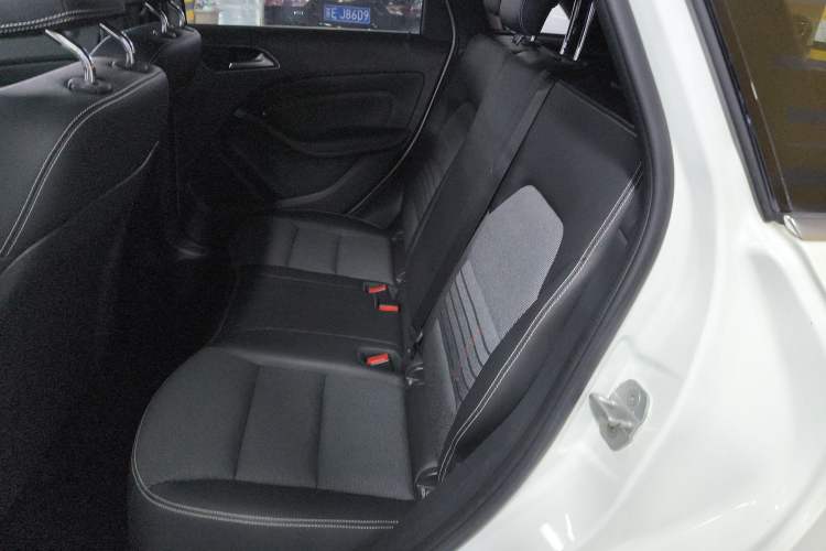 Used Mercedes-Benz B-Class 2015 B 200 Sport Edition