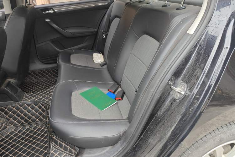 Used Volkswagen Santana 2016 1.6L Manual Comfort Edition Left Rear Seat